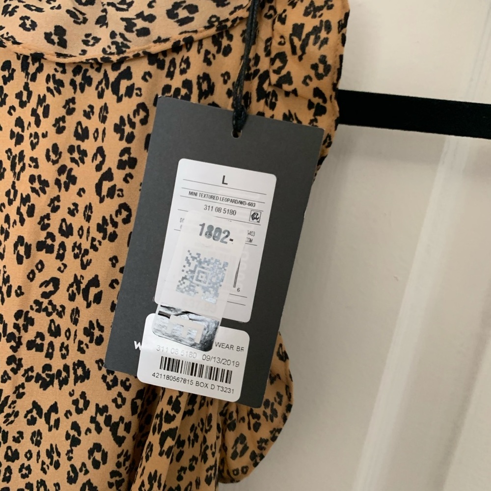 Leopard print halter midi dress - Picture 5 of 9